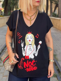 CAMISETA OVER NEGRA UNA...